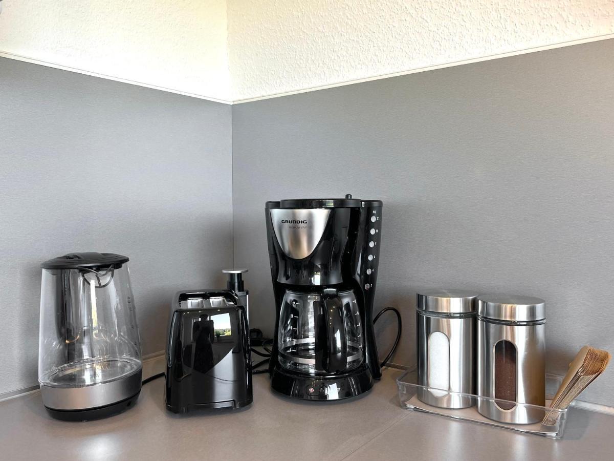 Stilvolles Apartment Mit Laendlichem Ausblick Хатинген Екстериор снимка