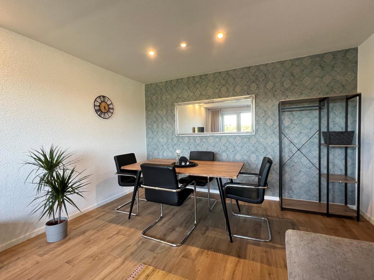 Stilvolles Apartment Mit Laendlichem Ausblick Хатинген Екстериор снимка